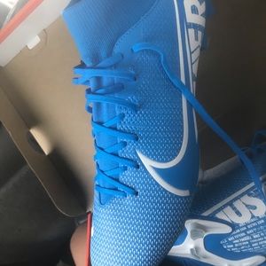 Meet your Posher, Cheque